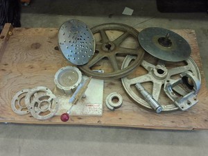 REDCO CROWN CUTTER FOR FRUIT AND VEGGIES AND POSSIBLE HOBART PARTS