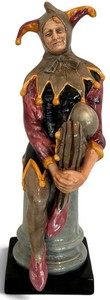 O - Collectible Figurine - Royal Doulton the Jester H.N. 2016