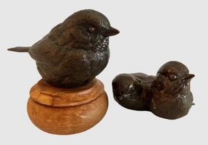 SR - Vintage Bird Sculpture - J.A. Trunk 1992 Snuggling Pair
