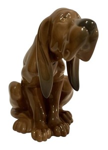 SR - Vintage Lladr Timid Dog #5111 Porcelain Bloodhound Figurine
