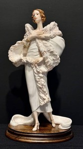 SR - Porcelain Figurine - Amilcare Santini Lady with a Feather Boa