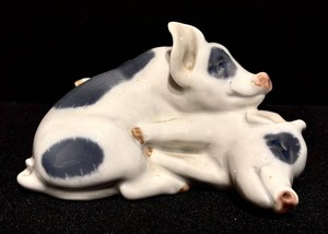 SR - Porcelain Pig Figurine - Royal Copenhagen No. 683