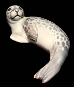 SR - Vintage Bing & Grndahl Danish Porcelain Spotted Seal Pup Figurine #1927