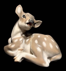 SR - Vintage Royal Copenhagen Porcelain Fawn Figurine (No. 2609)