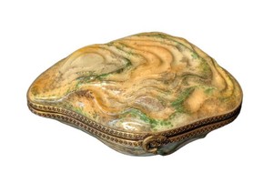 Vintage Limoges Oyster with Pearl Hand-Painted Trinket Box
