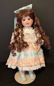 MB - Vintage Porcelain Doll - Jerri McCloud Signed 18in