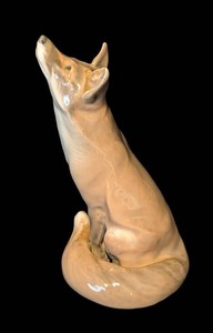 MB - Vintage Royal Copenhagen Small Fox Porcelain Figurine
