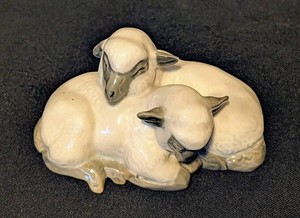 LR - Porcelain Sheep Figurine - Royal Copenhagen Two Lambs