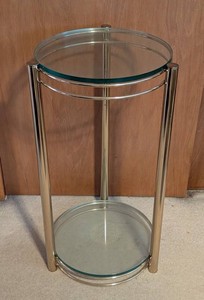 LR - Vintage Accent Table - Brass & Glass Round