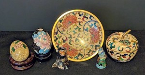 LR - Cloisonne Decor Mixed Lot - Eggs, Figurines, Dish & Trinket Box