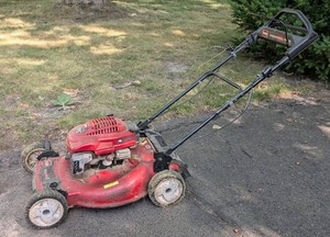 G - Push Lawn Mower - Toro Personal Pace 675 GTS Recycler