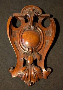 LR - Antique Victorian Hand-Carved Wood Furniture Crest Pediment
