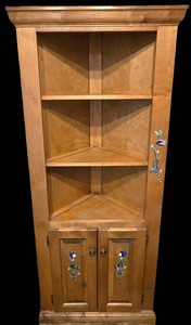 SR - Corner Cabinet - Woodcraft Industries WCM200 Maple Floral