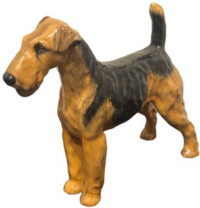 SR - Vintage Royal Doulton Airedale Terrier Dog Figurine