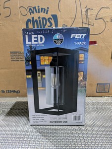 NEW FEIT ELECTRIC 14 LED OUTDOOR LANTERN