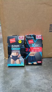 (2) NEW HANES TAGLESS BOXERS SP 8CT.