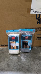 (2) NEW HANES TAGLESS BRIEFS SMALL 14CT