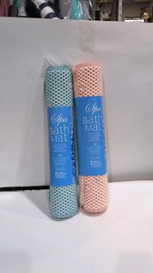 NEW SPA BATH MAT 2CT