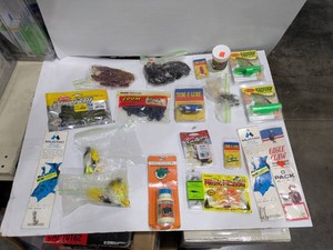 NEW ASSORTED FISHING PRODUCTS 20PK BOX#10