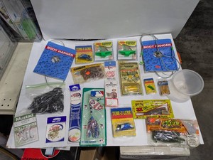 NEW ASSORTED FISHING PRODUCTS 20PK BOX#5