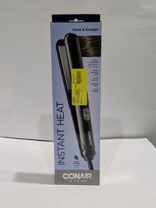 NEW CONAIR 1 FLAT IRON