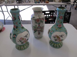 Three Chinese Decorative Vases Turquoise Bird-and-Floral Pair and Famille Rose-Style Vase