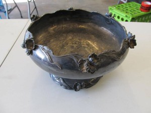 Antique Quadruple Silverplate Floral Pedestal Bowl