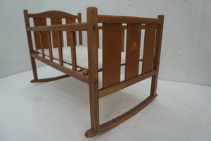 vintage doll cradle 26 x 15 x 19
