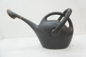 Fiskars water can