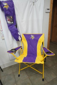deluxe tail gate chair Vikings theme and logo with carry bag