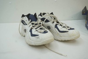 mens Reebok shoe size 8 12