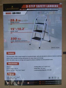 LandHonor 3 Step Ladder