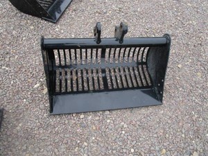 Future 23 Mini Excavator Swamp Bucket