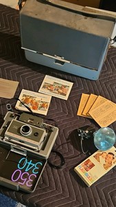 Polaroid Land camera Model 340 with case and Accessories