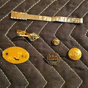 Knights of Columbus pins and clips
