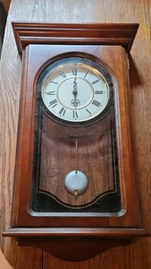 Howard Miller clock