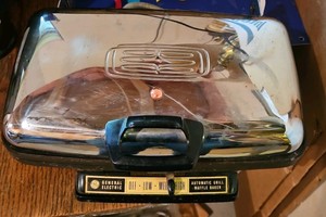 General Electric Automatic Grill Waffle Baker Chrome Stained