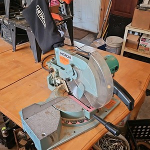 Hitachi miter saw