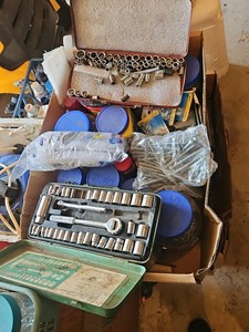 Socket sets, hooks, chains and screws