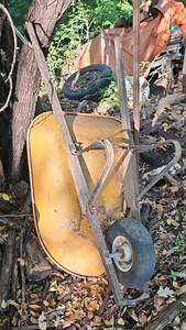 Wheel barrow