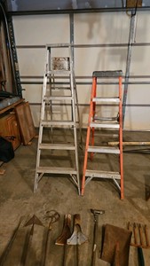Qty 2 ladders