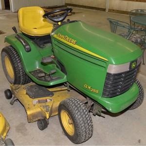 John Deere GX255 Lawn Tractor  Riding Mower