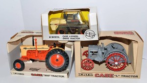 ERTL Case Tractor Models - Set of 3