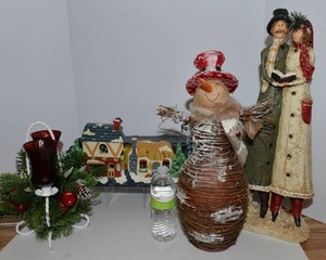Holiday Decor - Assorted Set of 4