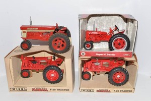 ERTL Farmall Tractor Models - Set of 4, 116 Scale