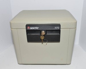 Sentry 1170 Fire Safe Security File Box  Key Included