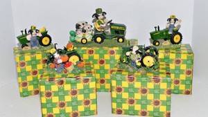 Marys Moo Moos Figurines  Set of 5, Original Boxes