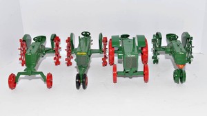 Vintage Oliver Tractor Models  Set of 4, Unboxed