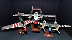 Wooden-Style Aircraft Models with Stands  Set of 3