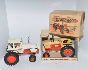 Case Tractor Models  Case 600, Agri King 1070 & Case 2590
